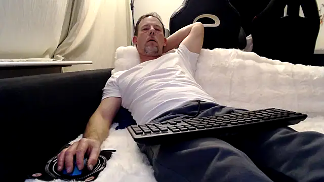Sexy Ass Mike online show from March 2026 09:43:01 PM