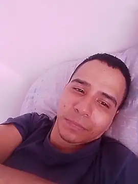 Snapshot of Mrpassion3 chatting on February 2026 04:17:01 PM Mrpassion3 online show from February 2026 04:17:01 PM