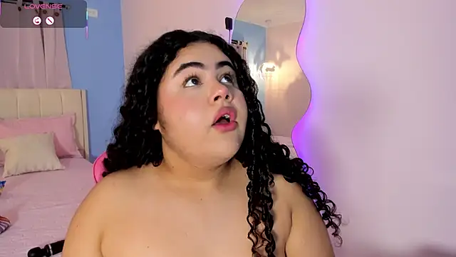 Snapshot of LOU_22_ chatting on February 2026 12:34:02 PM LOU 22 online show from February 2026 12:34:02 PM