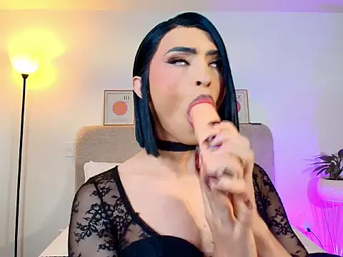 Snapshot of KarolPortellaa chatting on February 2026 02:40:02 PM KarolPortellaa online show from February 2026 02:40:02 PM