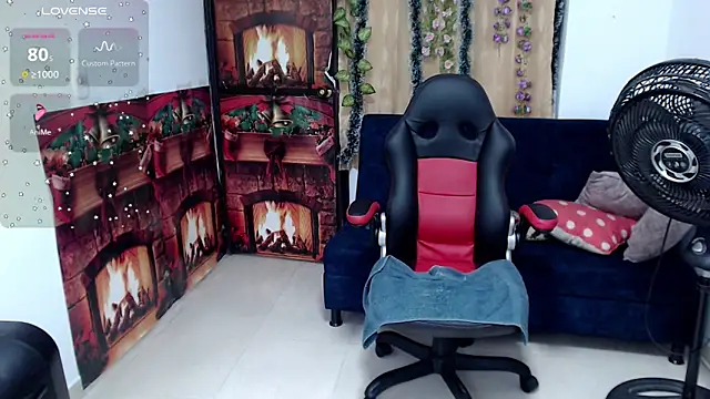 Snapshot of amelie_rose__ chatting on March 2026 01:06:02 PM amelie rose online show from March 2026 01:06:02 PM