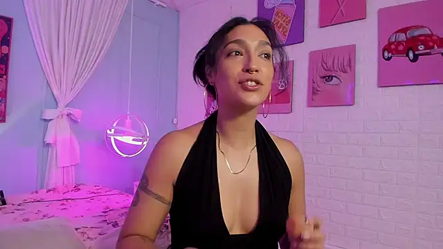 Cleo Foxx online show from March 2026 11:58:01 AM