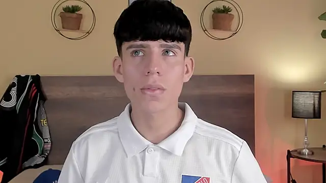 Snapshot of Angel_eros_ chatting on February 2026 04:52:02 AM Angel eros online show from February 2026 04:52:02 AM