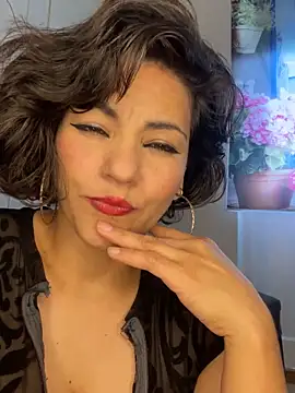 Snapshot of eva_luz chatting on June 2026 02:33:01 PM eva luz online show from June 2026 02:33:01 PM