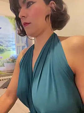 Snapshot of eva_luz chatting on June 2026 12:32:01 PM eva luz online show from June 2026 12:32:01 PM