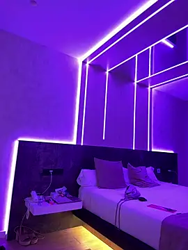 MelaFoxx online show from March 2026 09:15:01 PM