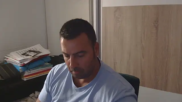 Snapshot of VanillaTime78-Jorge chatting on July 2026 07:28:02 AM VanillaTime78-Jorge online show from July 2026 07:28:02 AM