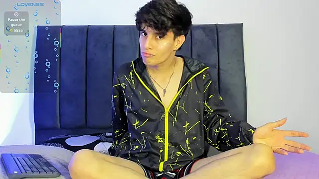 axxxel twink online show from April 2026 01:14:01 AM