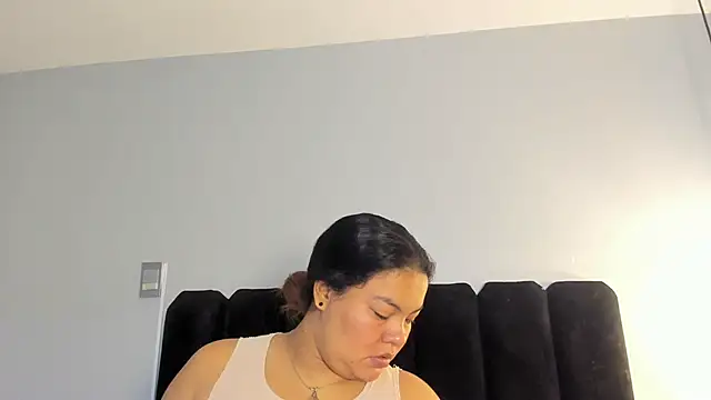 Amaranoir- online show from February 2026 03:05:02 AM