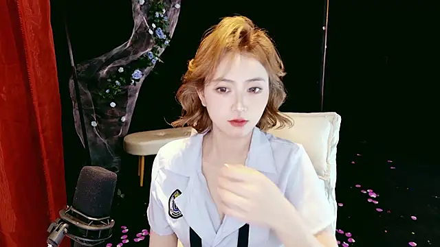 Lady-Mia777 online show from March 2026 02:16:02 AM