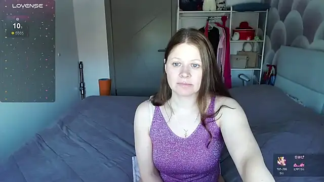 Snapshot of Aleksasamuii chatting on February 2026 06:33:02 AM Aleksasamuii online show from February 2026 06:33:02 AM