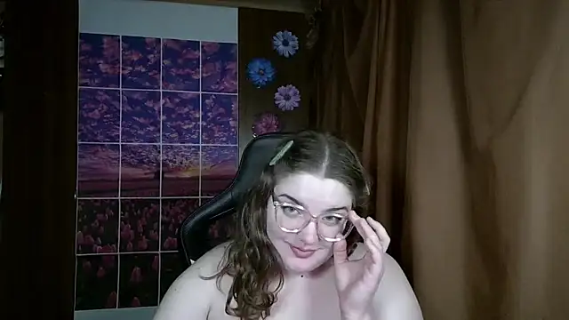 Snapshot of Teasing_Dora chatting on June 2026 02:24:02 AM Teasing Dora online show from June 2026 02:24:02 AM