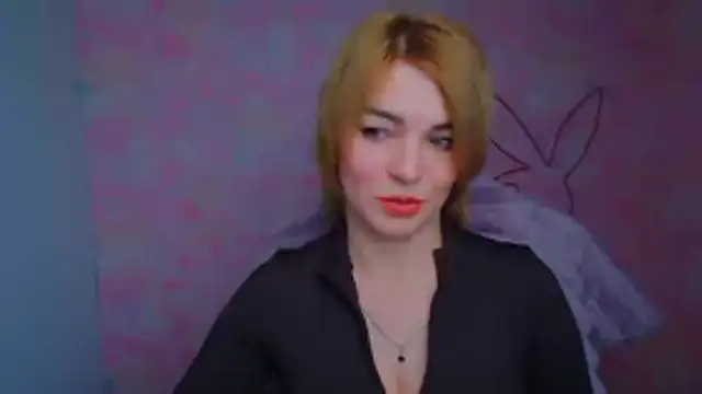 CuttieEmma online show from February 2026 12:37:02 PM