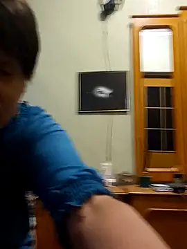 IrchykLove online show from April 2026 06:16:02 PM