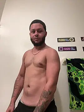 Tu PaPi Favorito online show from June 2026 05:15:02 PM