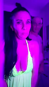 Snapshot of SweetValleyHotwife chatting on March 2026 01:17:02 PM SweetValleyHotwife online show from March 2026 01:17:02 PM