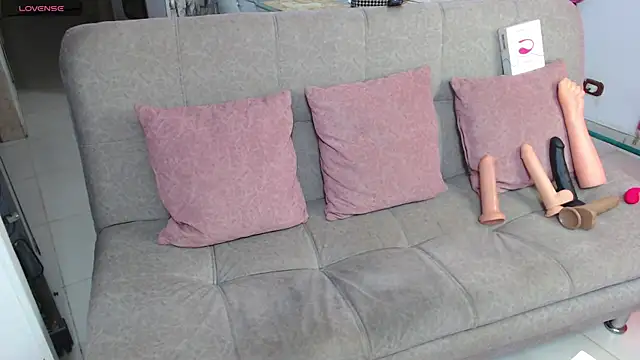 HannaRodri online show from April 2026 09:09:02 PM