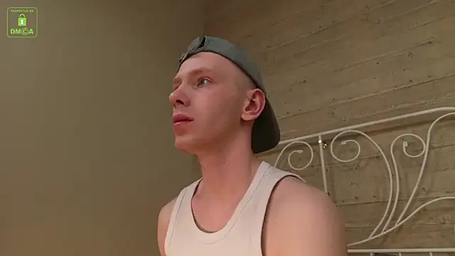 Snapshot of ZidNevil chatting on March 2026 08:33:01 PM ZidNevil online show from March 2026 08:33:01 PM