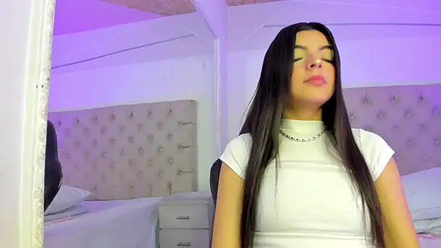 Snapshot of KarelyMitchel chatting on February 2026 01:51:02 PM KarelyMitchel online show from February 2026 01:51:02 PM