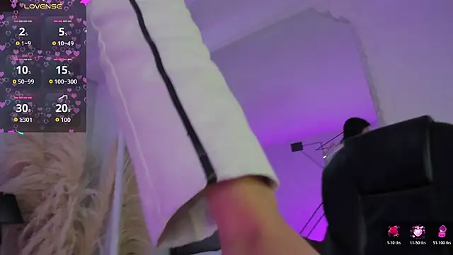 KarelyMitchel online show from March 2026 01:06:02 PM