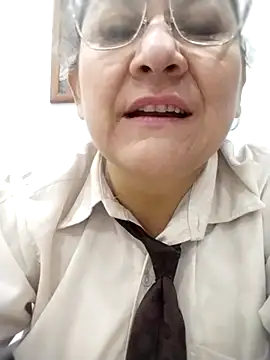 Snapshot of JULIETA_21- chatting on February 2026 12:02:01 PM JULIETA 21- online show from February 2026 12:02:01 PM