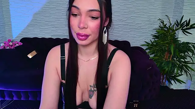 Snapshot of MollyDolley chatting on February 2026 08:08:02 PM MollyDolley online show from February 2026 08:08:02 PM