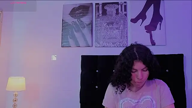 Zoe-yanin online show from March 2026 06:56:01 PM