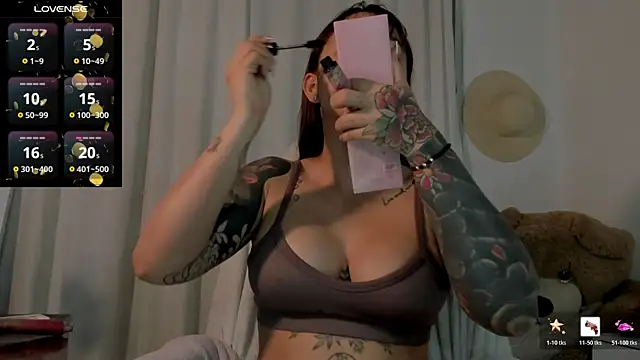 Victoria-swan online show from April 2026 11:51:02 AM