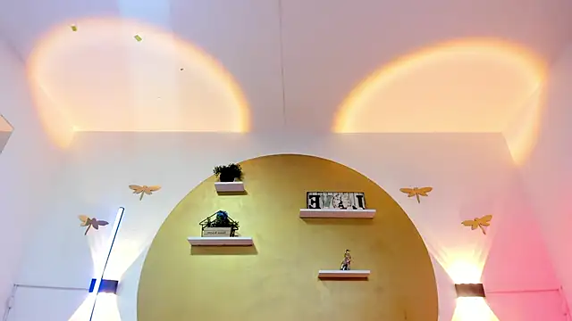 Maddie Rosee online show from February 2026 06:22:01 AM