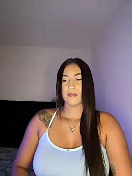 Snapshot of mari_pauli_xx chatting on February 2026 12:29:01 AM mari pauli xx online show from February 2026 12:29:01 AM