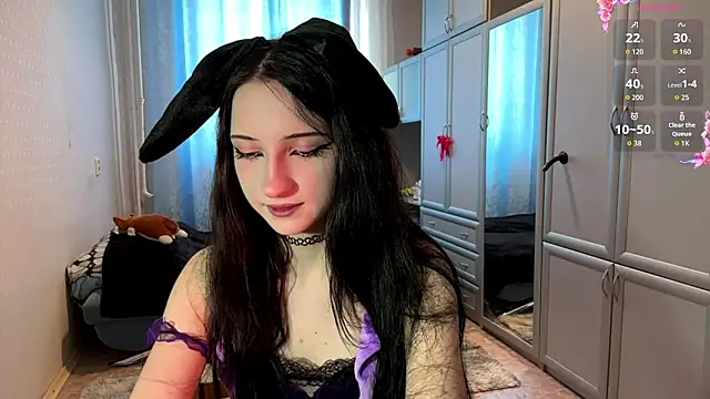 Snapshot of UrBabeLuna chatting on March 2026 01:06:01 PM UrBabeLuna online show from March 2026 01:06:01 PM