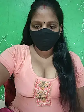 Snapshot of Parul-009 chatting on June 2026 05:30:02 AM Parul-009 online show from June 2026 05:30:02 AM