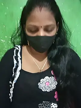 Snapshot of Parul-009 chatting on July 2026 05:36:01 AM Parul-009 online show from July 2026 05:36:01 AM