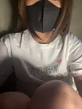 Snapshot of Violin_xue chatting on February 2026 06:47:02 PM Violin xue online show from February 2026 06:47:02 PM