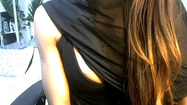 Snapshot of call_me_babyy chatting on March 2026 05:30:01 PM call me babyy online show from March 2026 05:30:01 PM