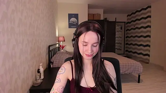 CozyAesthetics online show from February 2026 08:30:01 AM