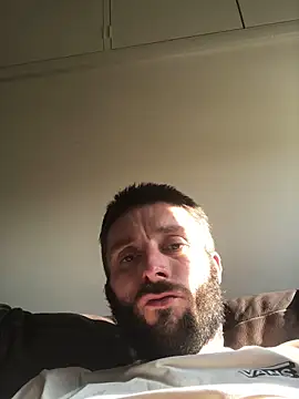 pezzerb7 online show from June 2026 05:14:02 PM