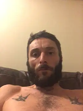 pezzerb7 online show from July 2026 10:34:01 PM