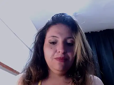 KENDRA-HONEY online show from March 2026 03:04:02 PM