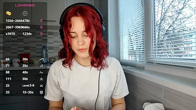 Snapshot of CalandraRolon chatting on February 2026 02:03:02 PM CalandraRolon online show from February 2026 02:03:02 PM