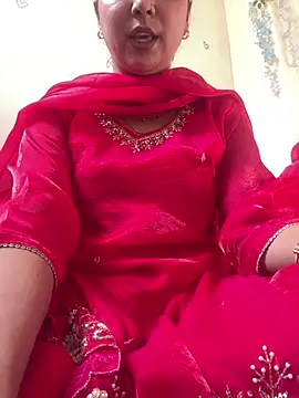 kavyababy00 online show from February 2026 04:20:02 AM