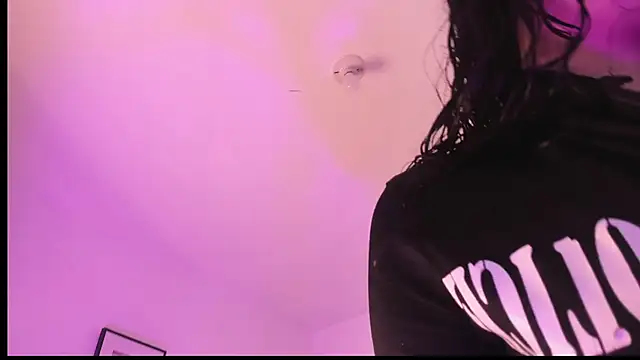 im tiffany  online show from February 2026 04:16:02 AM