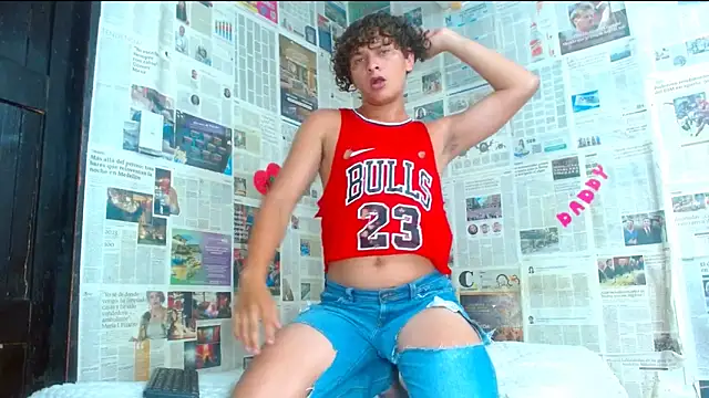 arielnoir6958 online show from February 2026 11:31:01 PM