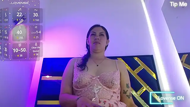 Iris bloom69 online show from April 2026 12:36:01 PM