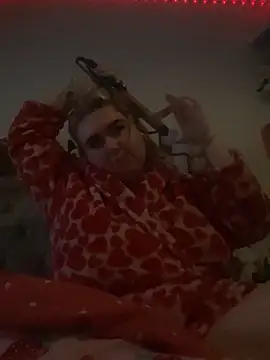 Snapshot of TwoWayT_xx chatting on February 2026 11:38:02 AM TwoWayT xx online show from February 2026 11:38:02 AM