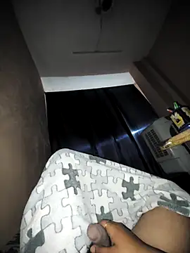 Snapshot of chocolatesboy143 chatting on February 2026 04:16:01 PM chocolatesboy143 online show from February 2026 04:16:01 PM