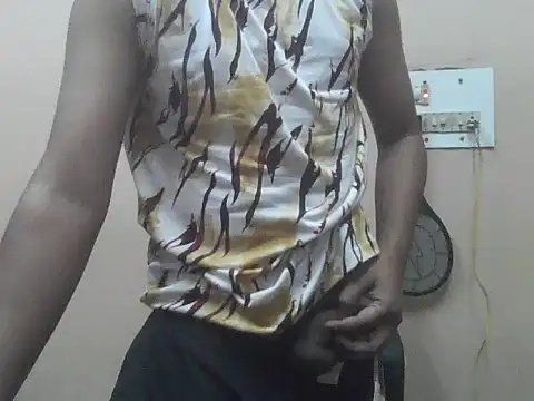 Snapshot of chocolatesboy143 chatting on February 2026 04:06:01 PM chocolatesboy143 online show from February 2026 04:06:01 PM