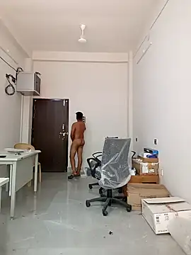 chocolatesboy143 online show from May 2026 07:14:02 AM