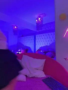 Kitty madness online show from March 2026 08:24:01 PM