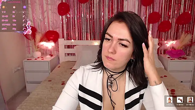 Snapshot of b1ushf1owerr chatting on February 2026 04:58:02 PM b1ushf1owerr online show from February 2026 04:58:02 PM